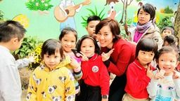 Học mà chơi - chơi mà học: Vườn hoa trường em