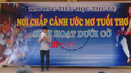 Sinh hoạt dưới  cờ lớp 2A