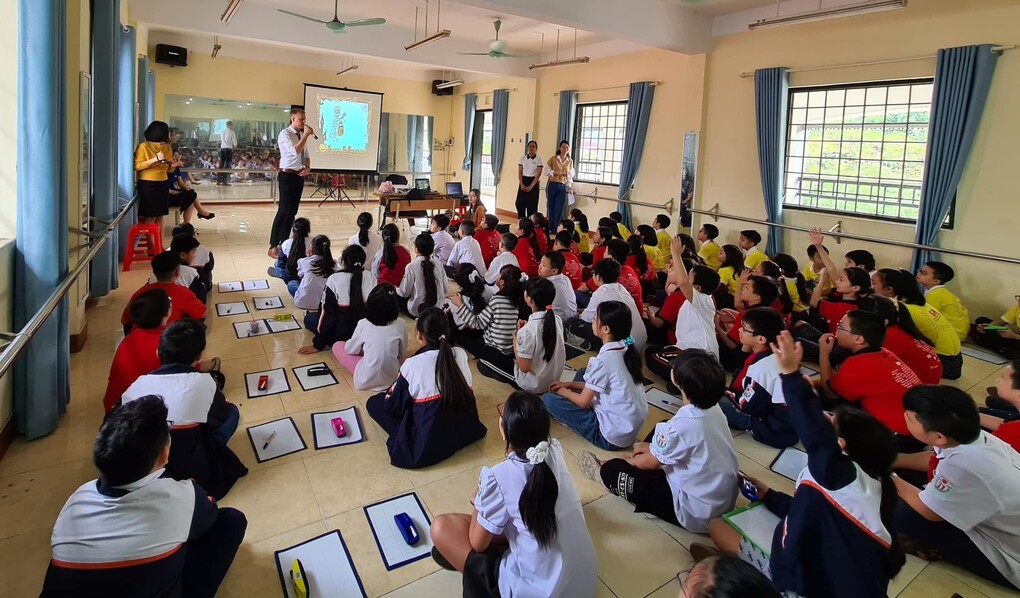 Rung chuông vàng khối 5