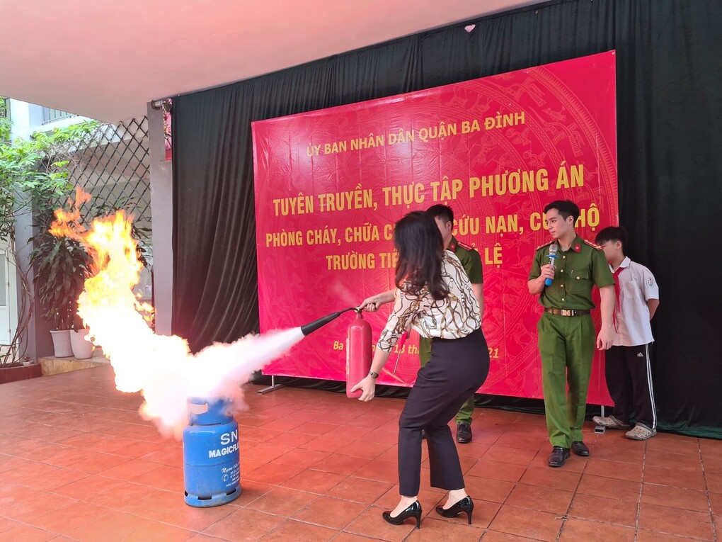 Tập huấn kĩ năng phòng cháy chữa cháy