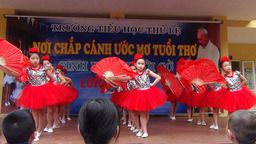 Sinh hoạt dưới  cờ lớp 3D