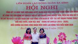 Những sắc hoa đẹp dưới mái trường Thủ Lệ