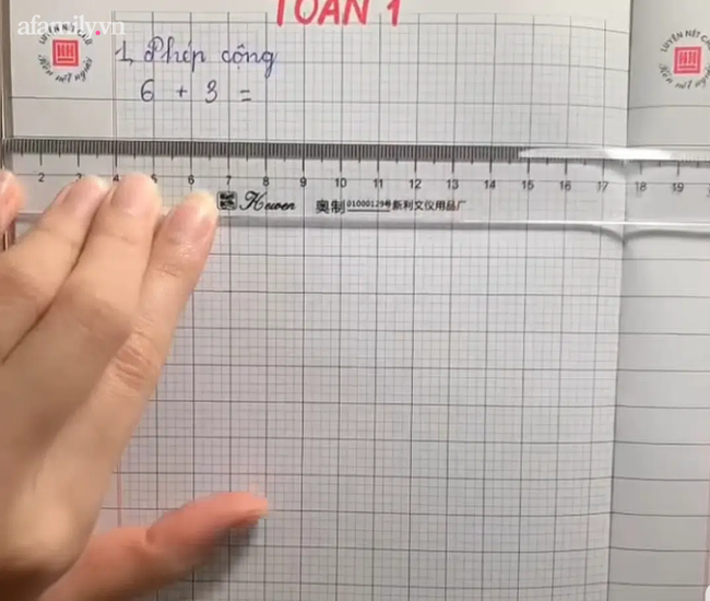 4 dạng toán cộng trừ và điền số khiến phụ huynh lúng túng khi dạy con, nay được giải chỉ trong 1 nốt nhạc cùng chiếc thước kẻ