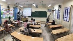 Điểm cầu trường TH Thủ Lệ: bồi dưỡng, tập huấn trực tuyến sử dụng sách giáo khoa lớp 2