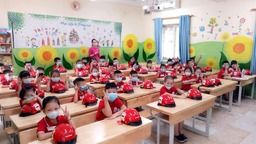 Chào đón học sinh lớp 1 năm học 2020-2021