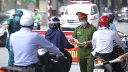 Quận Ba Đình: Hướng dẫn quy trình cấp Giấy đi đường và Thẻ đi mua hàng thiết yếu