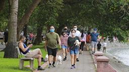 Hà Nội cấm người dân tập thể dục ở vườn hoa, công viên