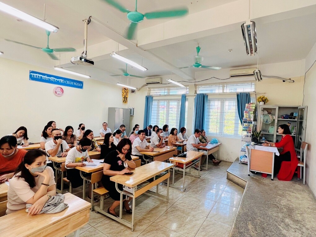 Buổi gặp mặt Cha mẹ học sinh đầu năm khối 5 – Trường Tiểu học Thủ Lệ