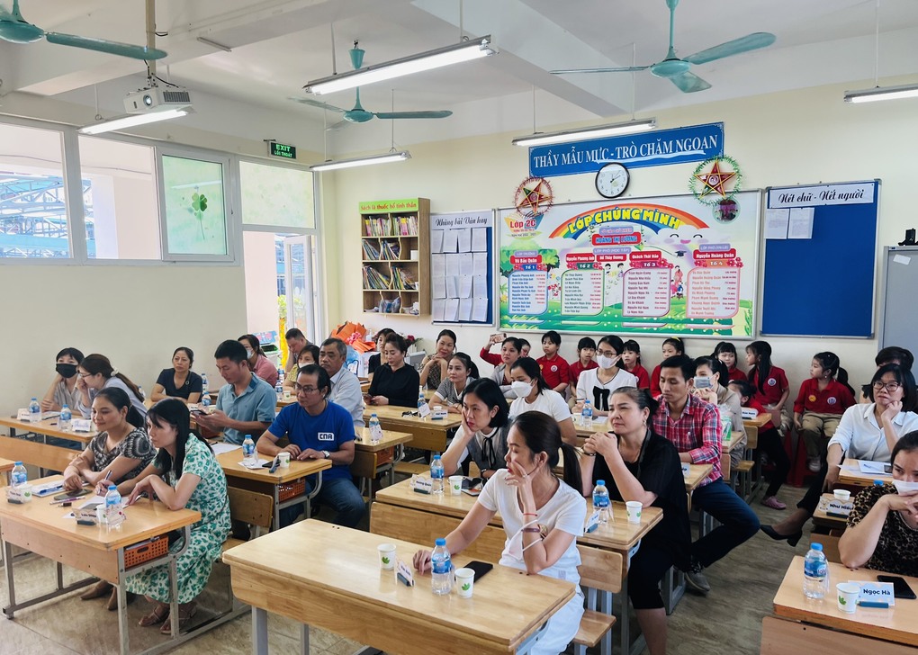 Buổi gặp mặt cha mẹ học sinh đầu năm Khối 2 – Trường Tiểu học Thủ Lệ