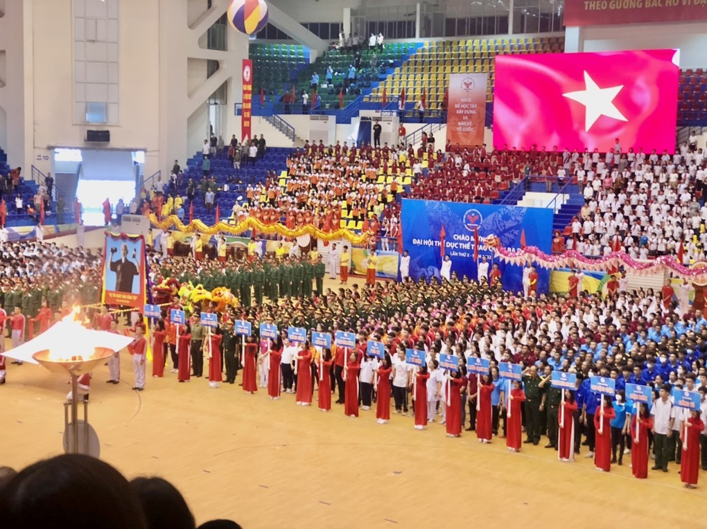 Thầy và trò Tiểu học Thủ Lệ tưng bừng tham gia Lễ Khai mạc Đại hội Thể dục thể thao quận Ba Đình lần thứ X năm 2022.