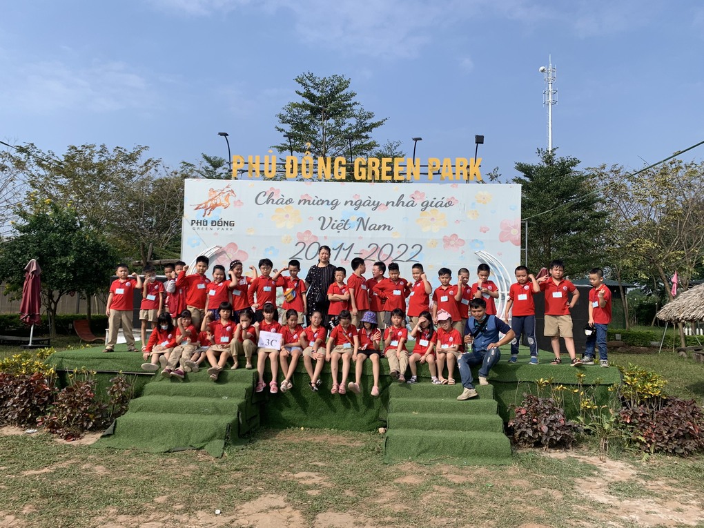 Chuyến Tham quan dã ngoại đầy ý nghĩa của học sinh khối 3 trường Tiểu học Thủ Lệ