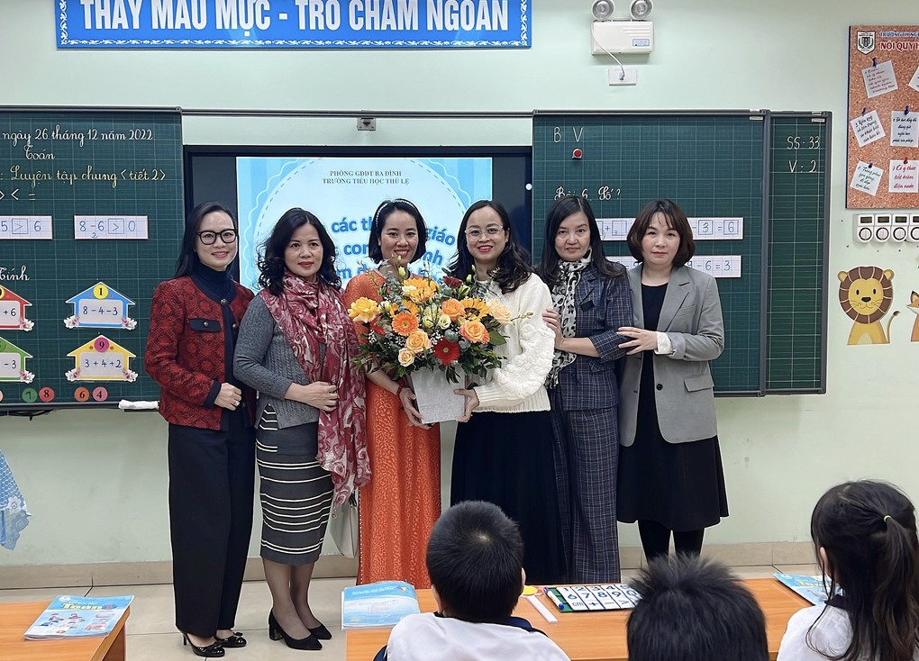 Trường Tiểu học Thủ Lệ tham gia Hội thi giáo viên giỏi cấp Quận