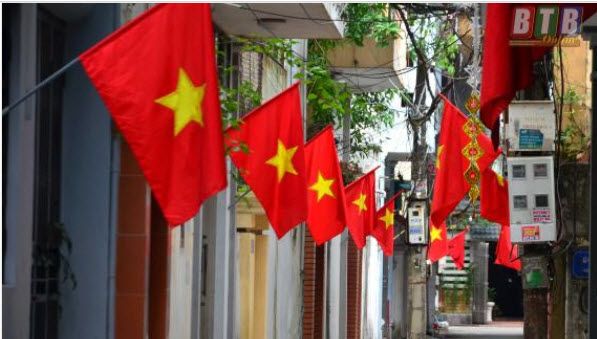 Thông báo về việc treo cờ Tổ quốc