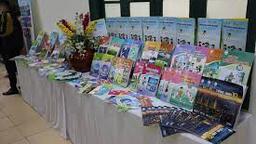 Hà Nội giới thiệu sách giáo khoa lớp 3, lớp 7 và lớp 10