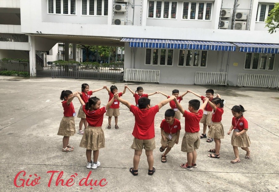 Học sinh Khối 1- Trường Tiểu học Thủ Lệ say mê với các hoạt động của Câu lạc bộ hè 2022 đầy ý nghĩa