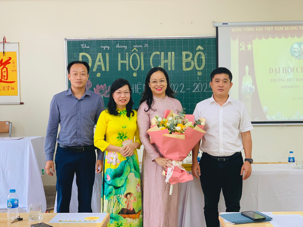 Đại hội Chi bộ Trường Tiểu học Thủ Lệ nhiệm kì 2022-2025