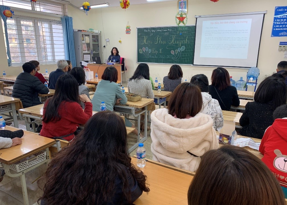 Buổi gặp mặt Cha mẹ học sinh cuối học kì 1 đầy ý nghĩa