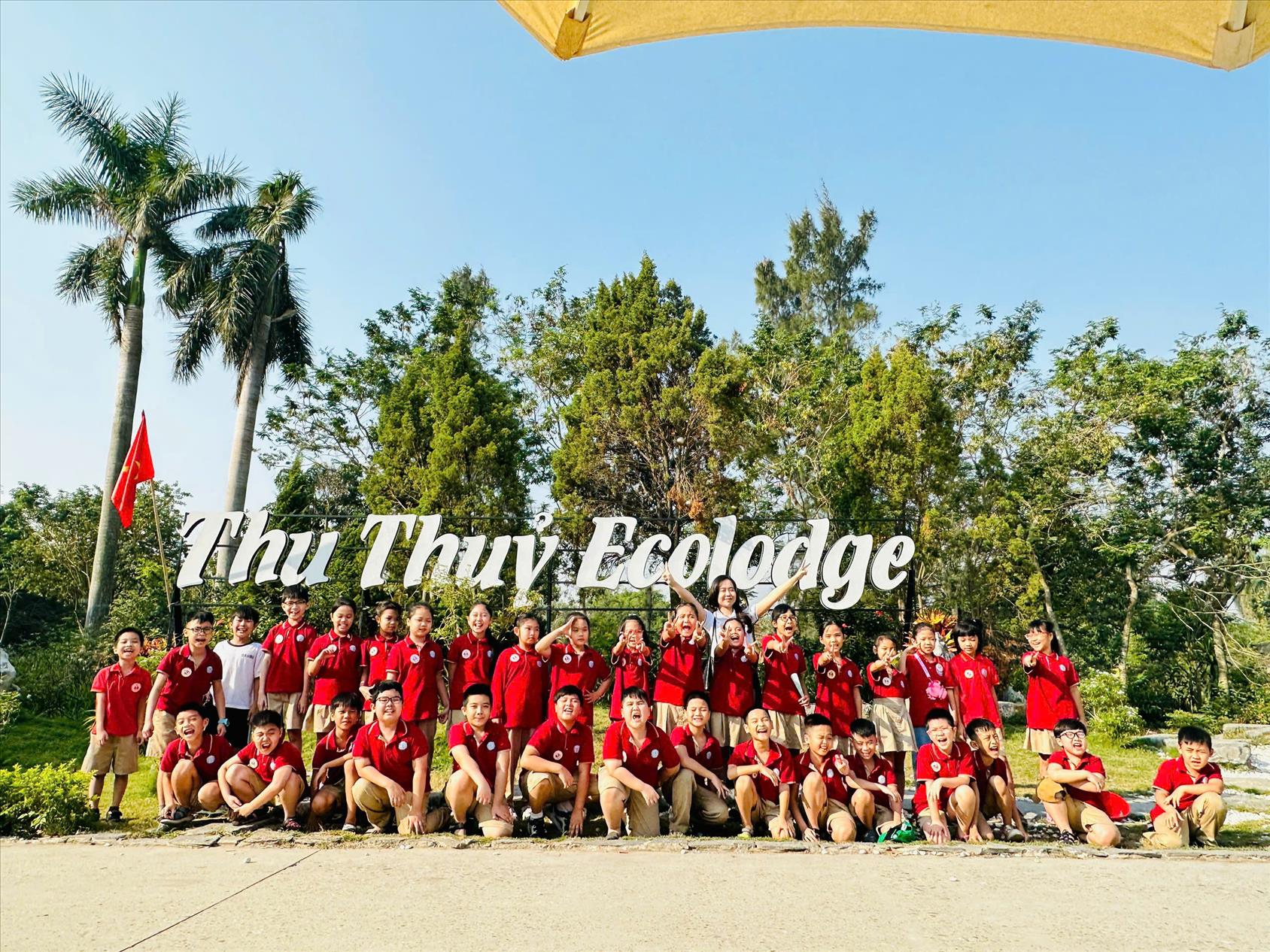 Học sinh Khối 4 trường Tiểu học Thủ Lệ hào hứng tham gia hoạt động trải nghiệm tại Thu Thuỷ Ecologe