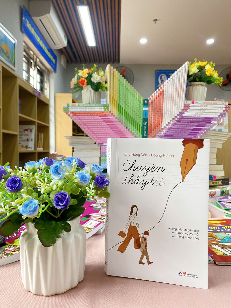 Sách hay tháng 11: Cuốn sách Chuyện thầy trò