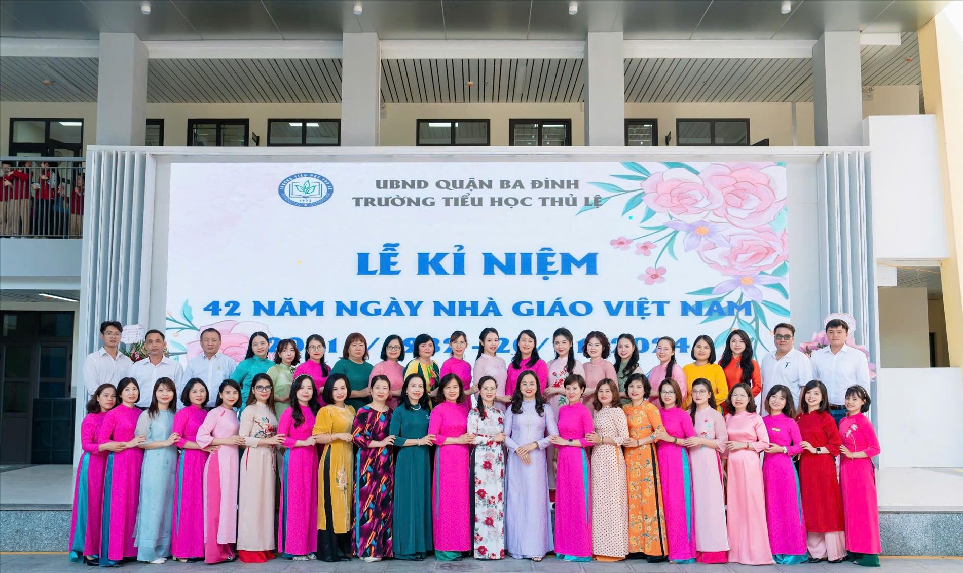 Các hoạt động kỉ niệm ngày 20/11, các tiết chuyên đề, hội giảng chào mừng ngày 20/11