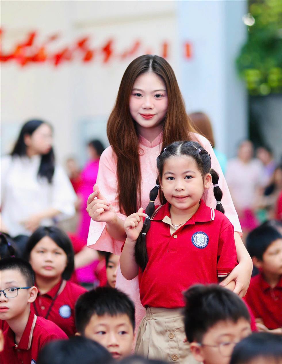 Rộn ràng ngày khai trường của học sinh Khối 2 – Trường Tiểu học Thủ Lệ