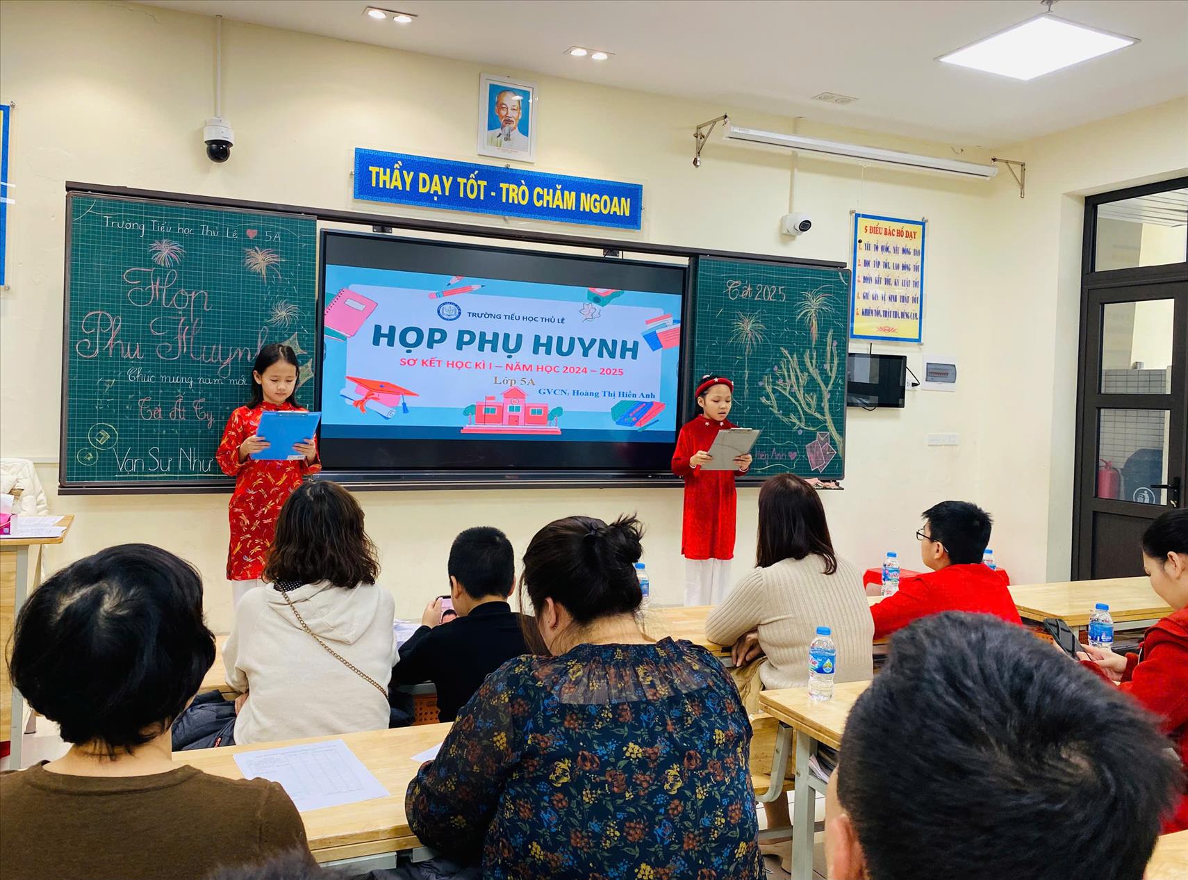 Hội nghị cha mẹ học sinh sơ kết học kì I của giáo viên – phụ huynh khối 5