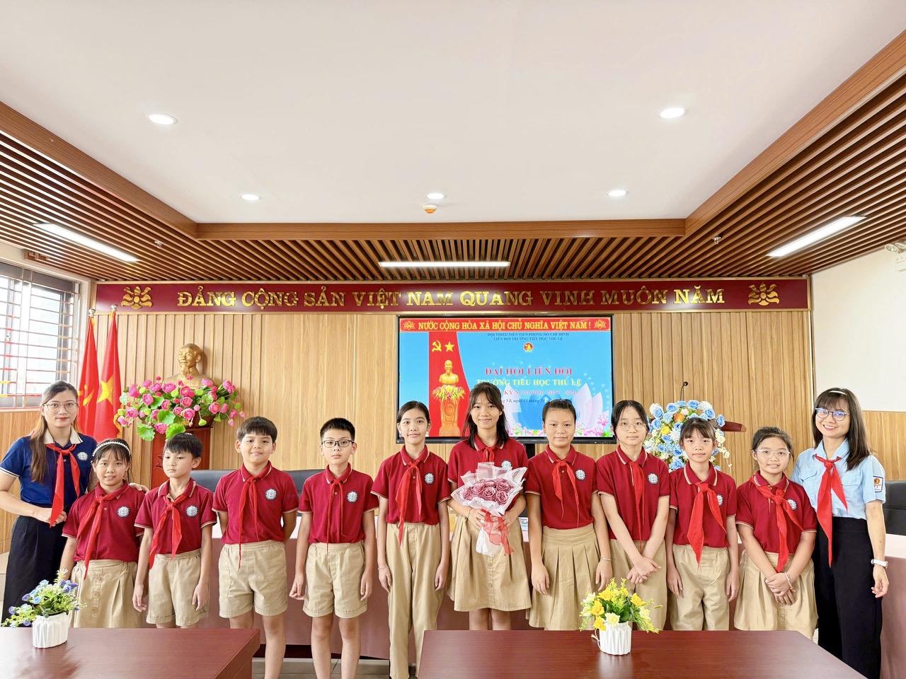 Liên đội trường Tiểu học Thủ Lệ tổ chức thành công Đại hội Liên đội nhiệm kỳ năm học 2025 – 2026.