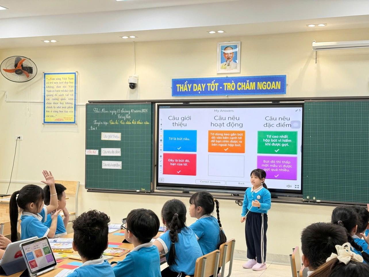 Khối 3 với chuyên đề học kì 1: Dạy học tích cực, ứng dụng công nghệ số trong lớp học thông minh