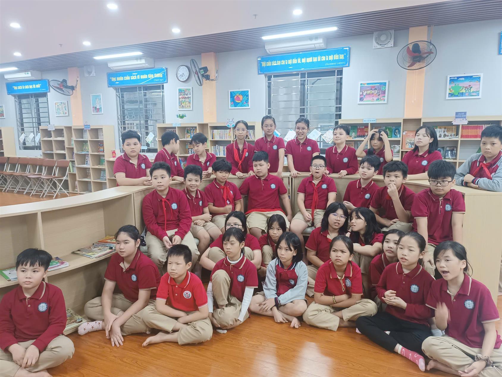 Hành trình khám phá cảnh đẹp thiên nhiên Việt Nam cùng những hướng dẫn viên nhí lớp 5B