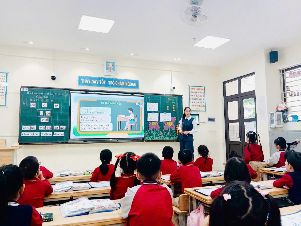 Những tiết học thú vị của học sinh lớp 1C trường Tiểu học Thủ Lệ