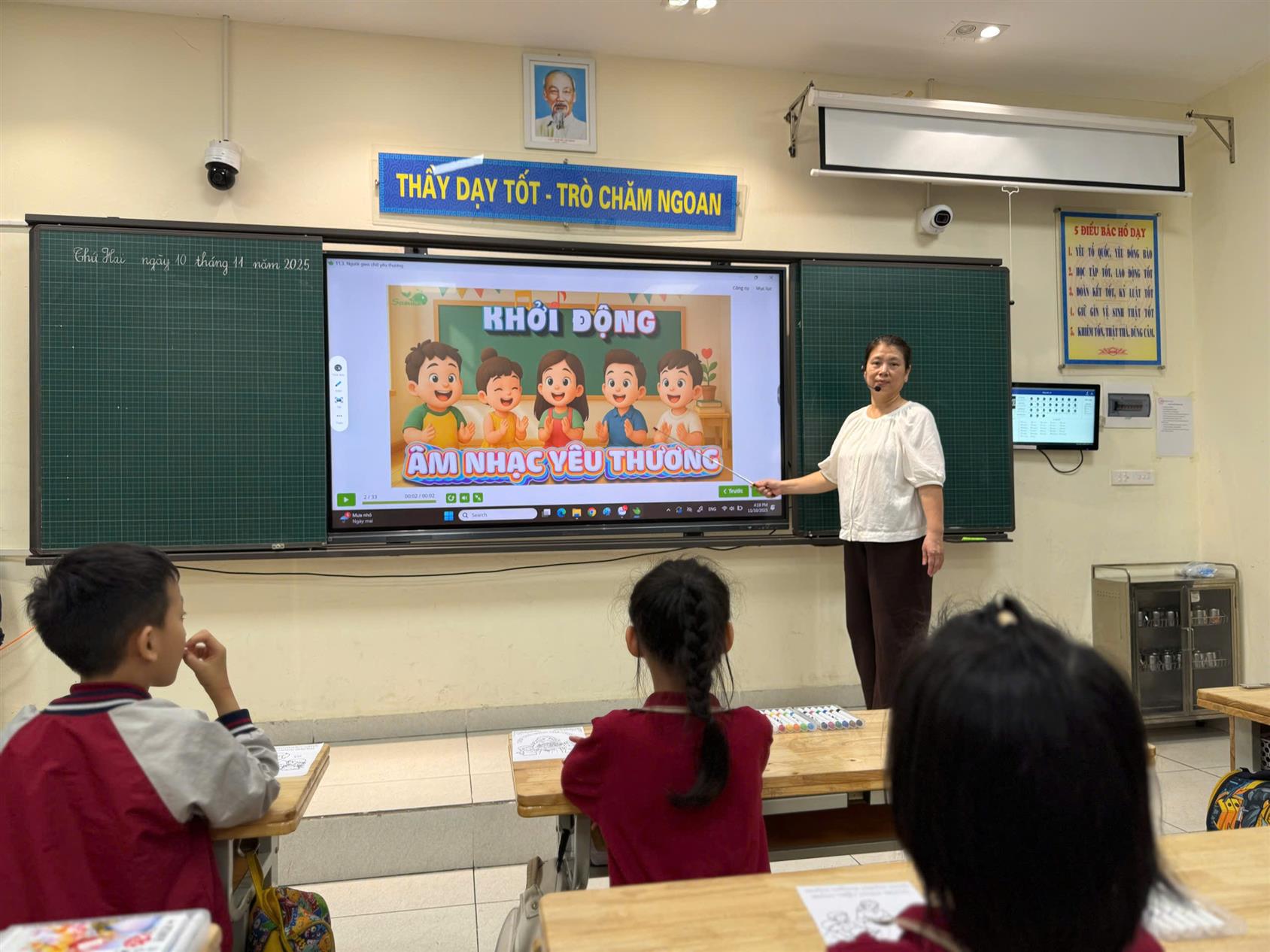 LỚP 3C LAN TỎA YÊU THƯƠNG – TRI ÂN NGƯỜI GIEO CHỮ