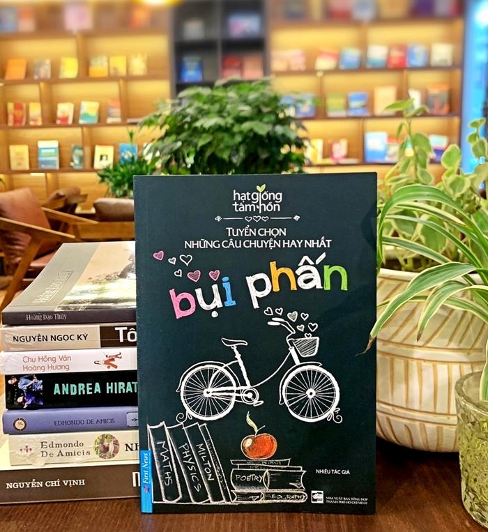 Sách hay tháng 11: Cuốn sách "Bụi phấn"