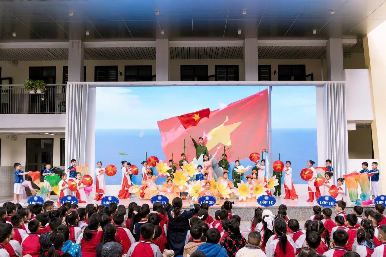 Hoạt động chào mừng ngày Nhà giáo Việt Nam 20/11 của học sinh lớp 3A