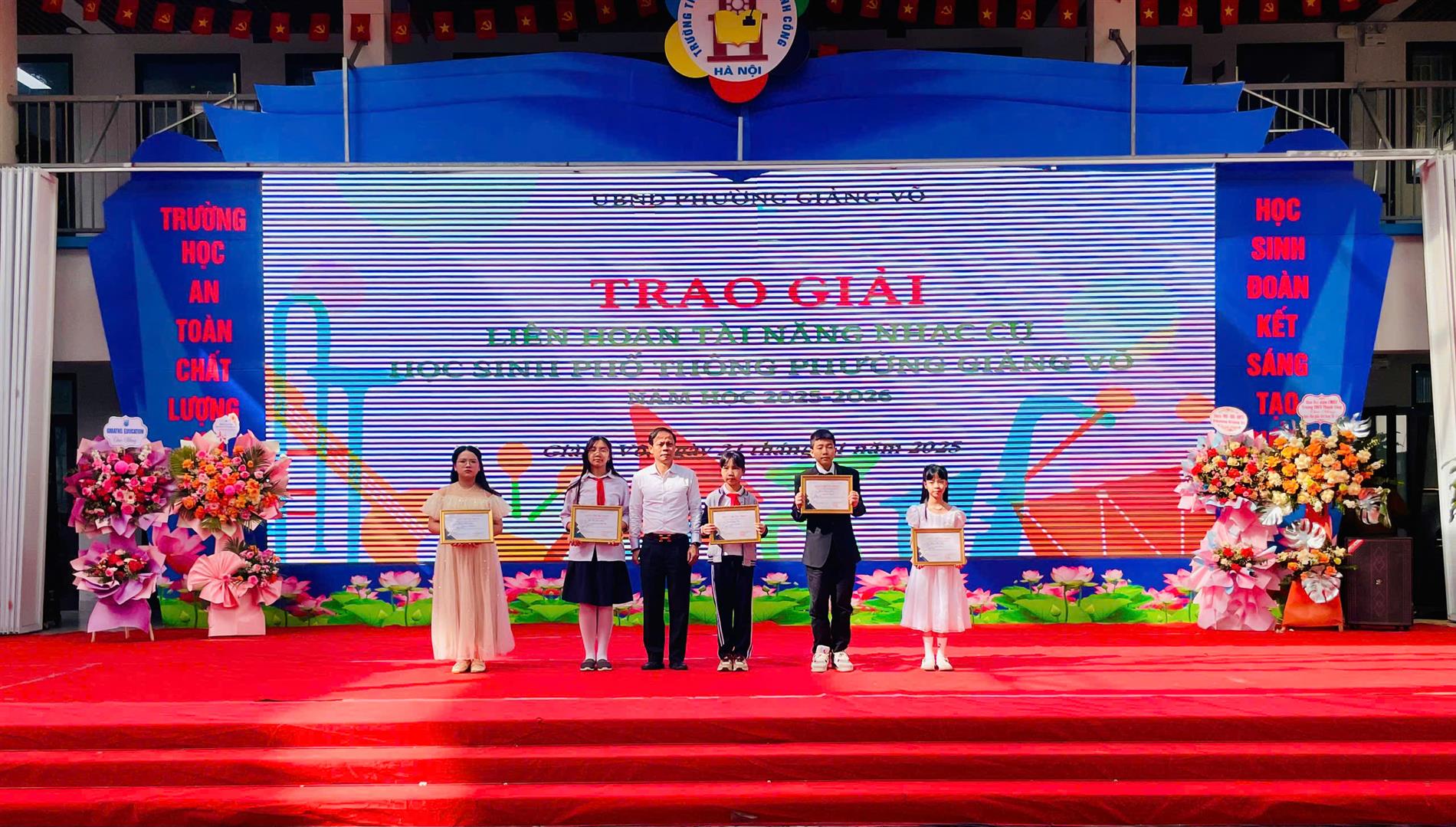 Vinh danh học sinh Phan Hà Thu – Lớp 5C đạt giải Khuyến khích tại Liên hoan Tài năng Nhạc cụ học sinh phổ thông phường Giảng Võ năm học 2025 – 2026.