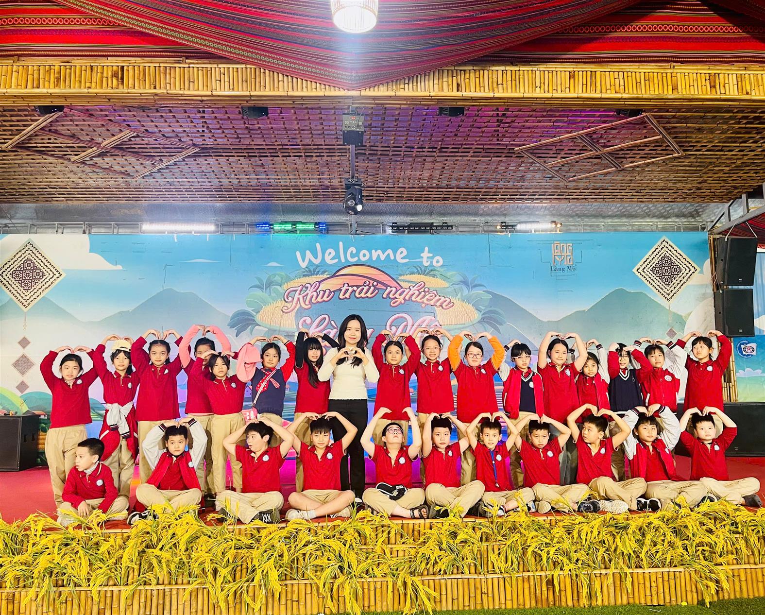 Hành trình trải nghiệm đầy thú vị của các bạn học sinh lớp 4C trường Tiểu học Thủ Lệ