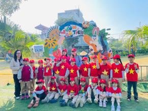 Chuyến dã ngoại trải nghiệm đầy hứng khởi của lớp 2A trường Tiểu học Thủ Lệ tại Làng Mô – Sơn Tây