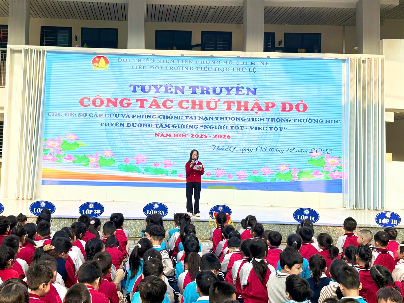 Liên đội trường Tiểu học Thủ Lệ tổ chức tuyên truyền Công tác Chữ thập đỏ và tuyên dương tấm gương “Người tốt – Việc tốt” năm học 2025 - 2026.