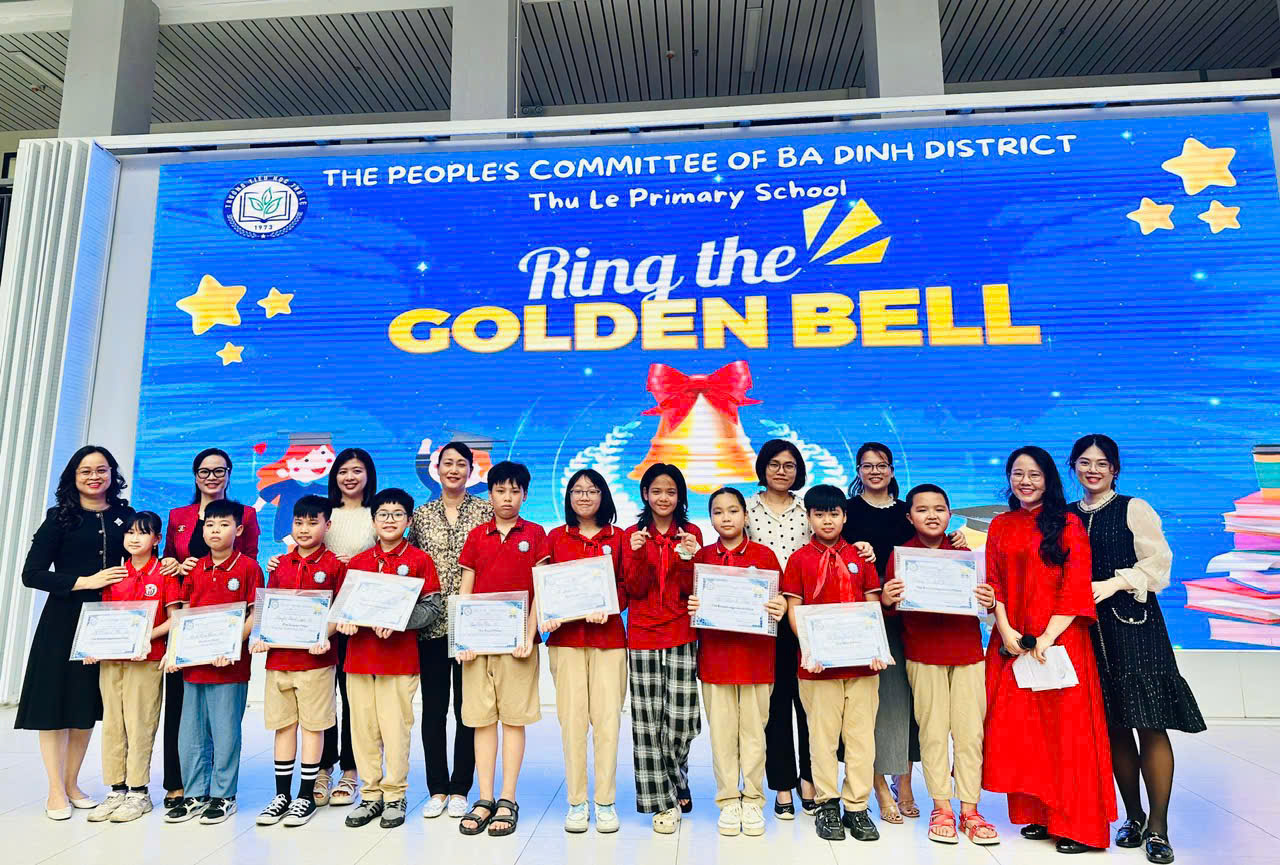 Học sinh khối 5 - Tiểu học Thủ Lệ hào hứng tham gia sân chơi trí tuệ “Ring the golden bell 2025”