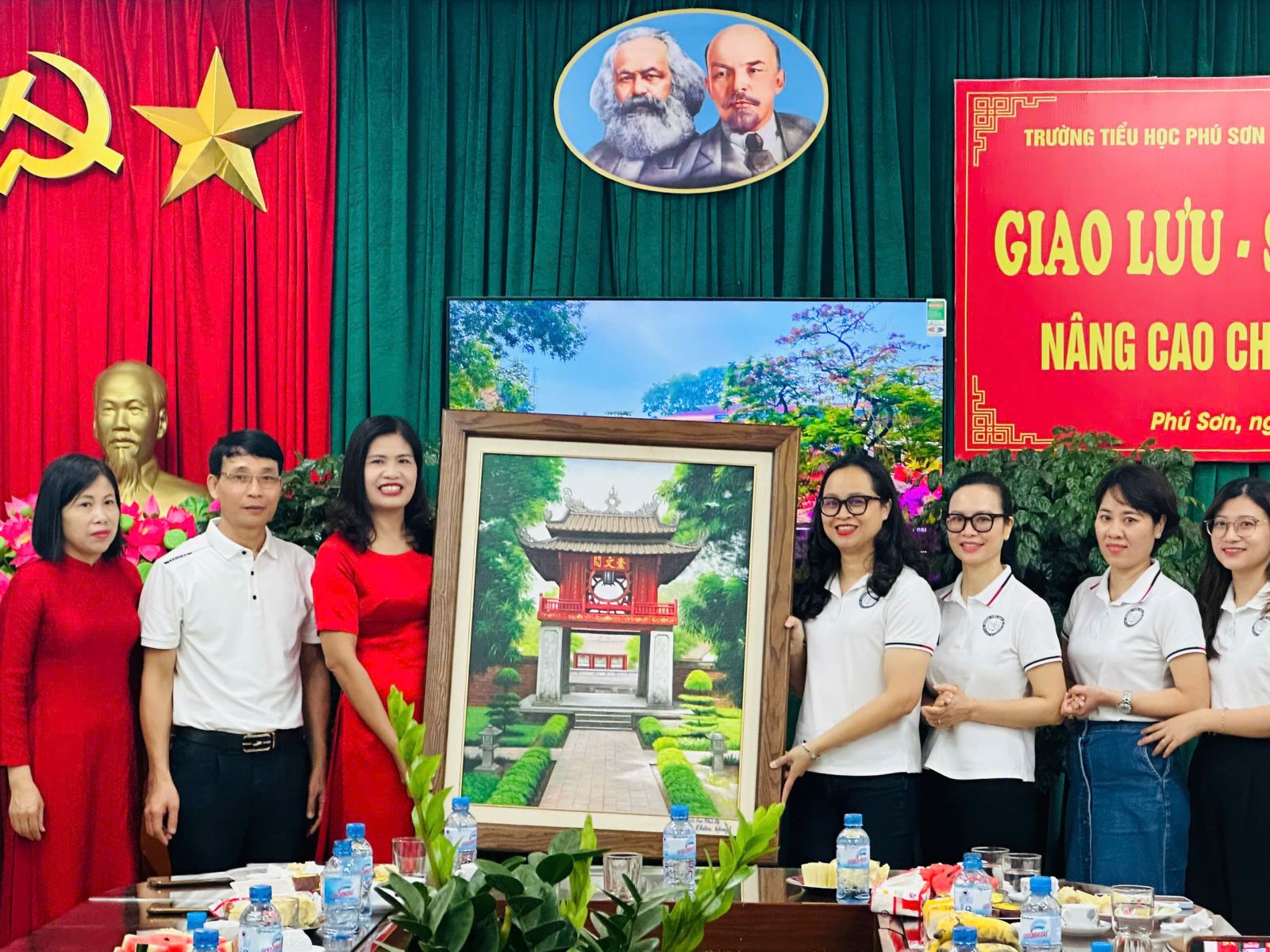 TRƯỜNG TIỂU HỌC THỦ LỆ VÀ TRƯỜNG TIỂU HỌC PHÚ SƠN THẮT CHẶT TÌNH THÂN – LAN TỎA GIÁ TRỊ TỐT ĐẸP TRONG GIÁO DỤC