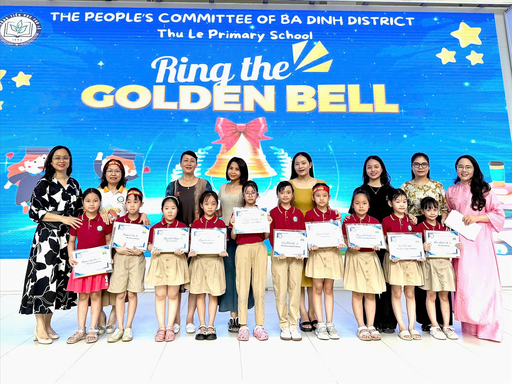 Học sinh khối 2 trường Tiểu học Thủ Lệ sôi nổi tham gia “Rung chuông vàng”