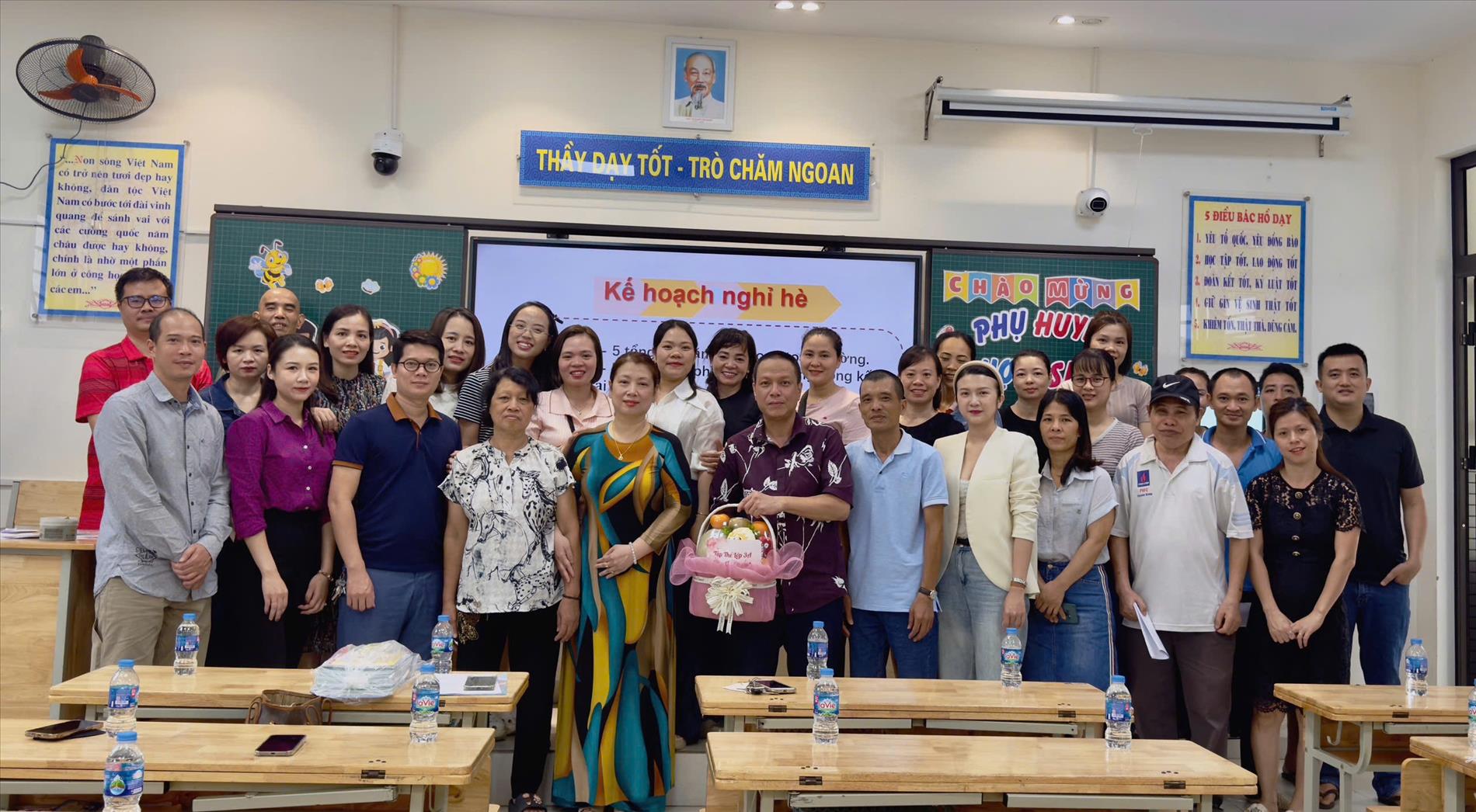 Lớp 3A trường Tiểu học Thủ Lệ tổ chức họp phụ huynh học sinh cuối năm - Năm học 2024 - 2025