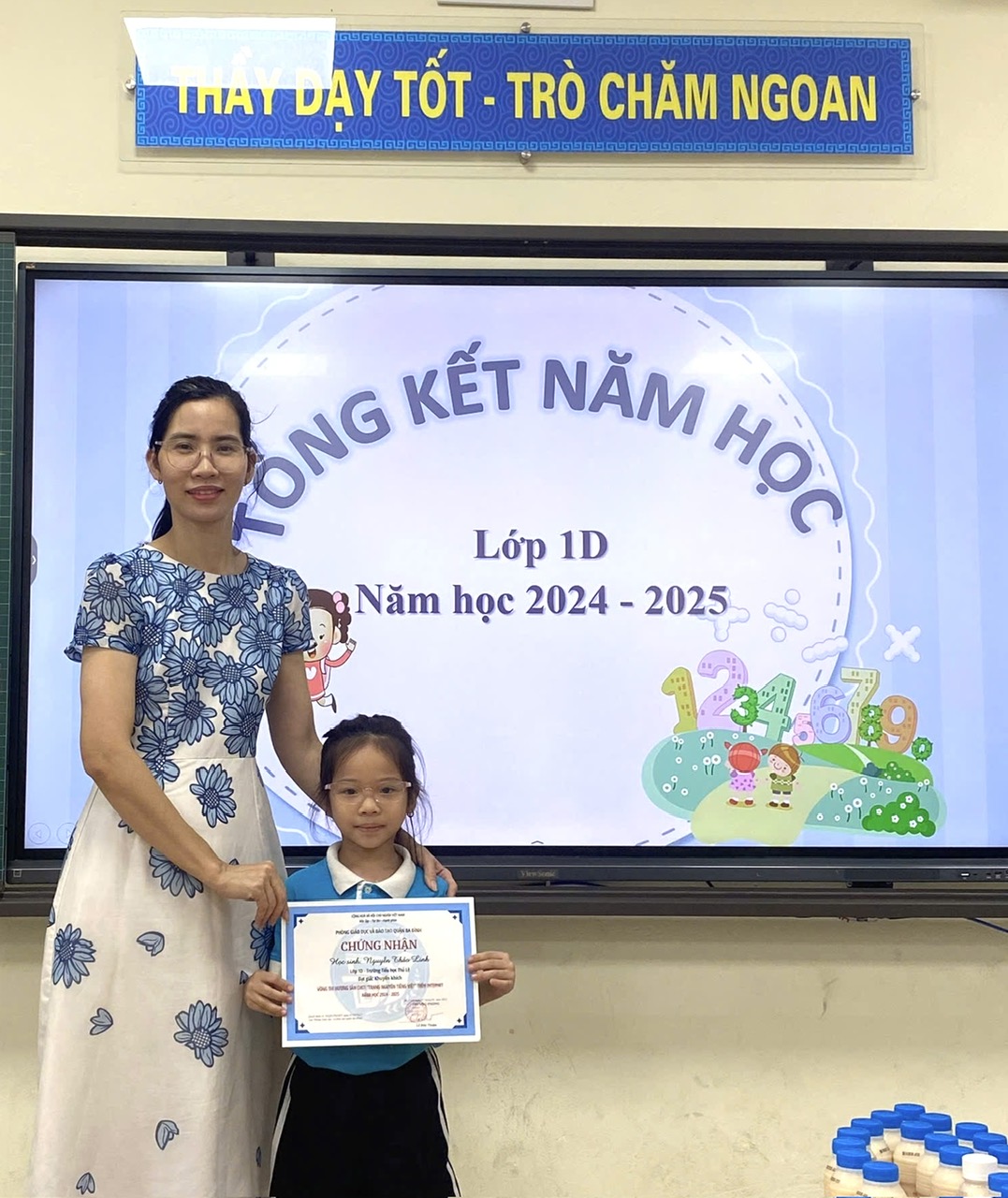 Em Nguyễn Thảo Linh -  “mầm non”  lớp 1D tỏa sáng tại sân chơi Trạng Nguyên Tiếng Việt