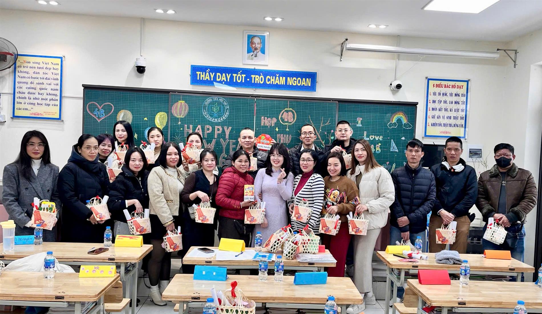 LỜI YÊU THƯƠNG TRƯỚC THỀM HỌC KÌ II – HỌP PHỤ HUYNH LỚP 4B (SƠ KẾT HKI 2025–2026)