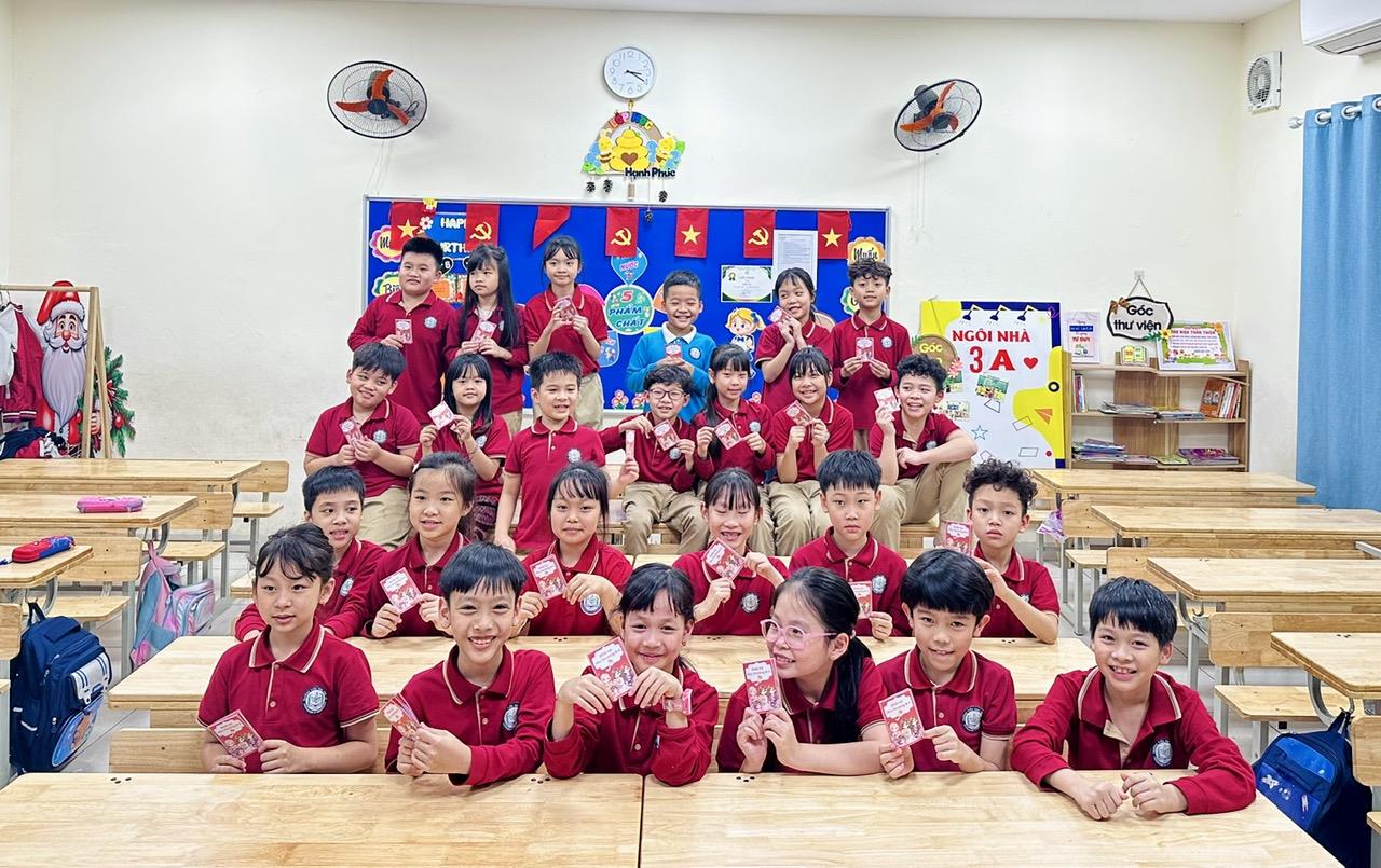Các hoạt động chào mừng ngày 8 - 3 của lớp 3A·