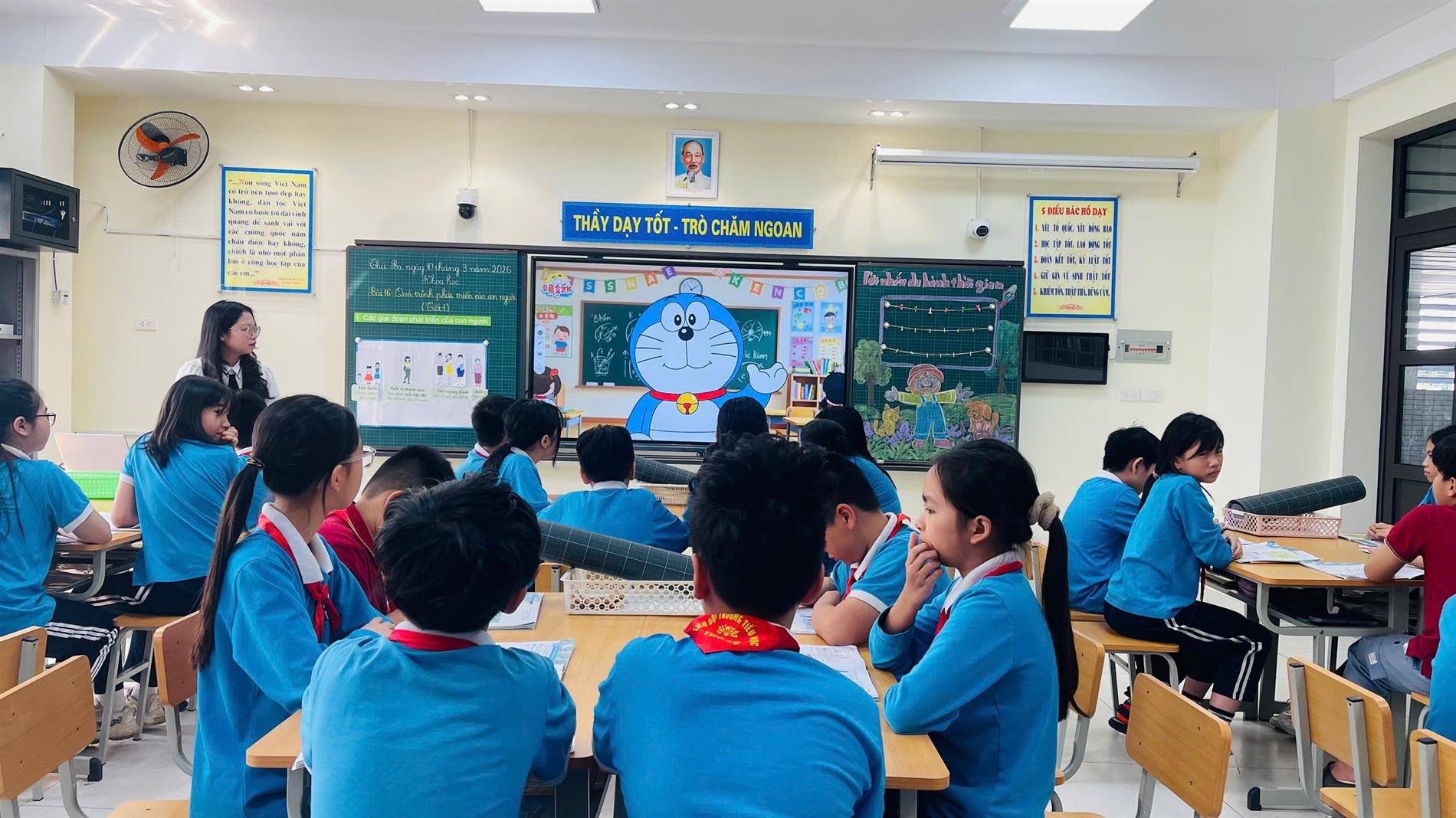 Chuyên đề Khoa học lớp 5B: Hành trình khám phá các giai đoạn phát triển của con người