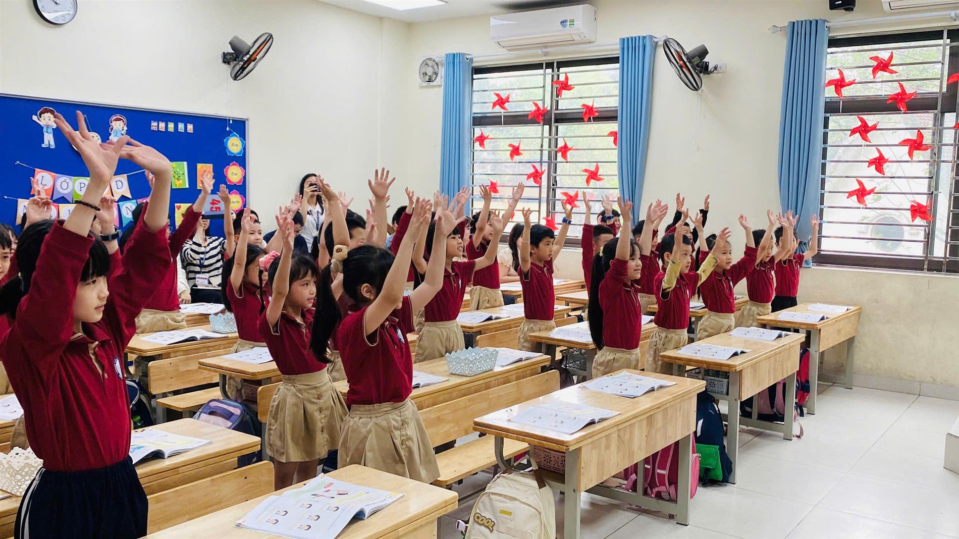 Tiết học chuyên đề Tự nhiên và Xã hội lớp 2D - Hành trình khám phá đầy thú vị