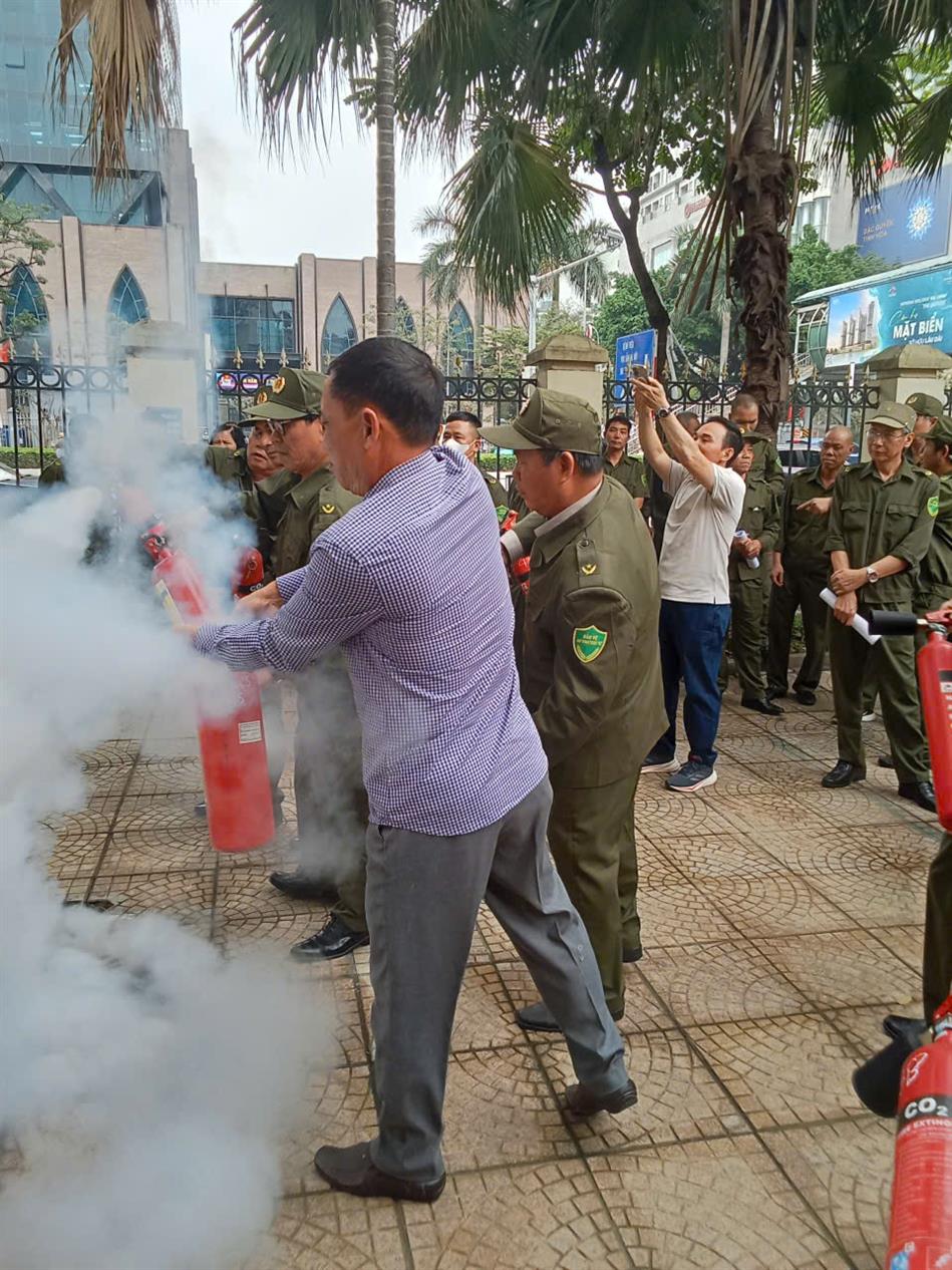 Trường Tiểu học Thủ Lệ tham dự Hội nghị tập huấn công tác PCCC năm 2026