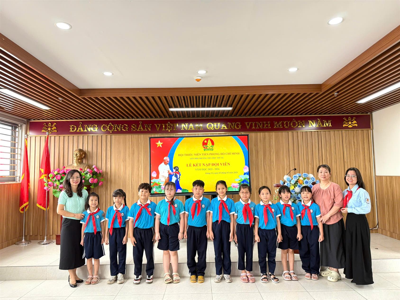 Lớp 3C – Những Bông Hoa Ưu Tú Tỏa Sáng Tại Lễ Kết Nạp Đội