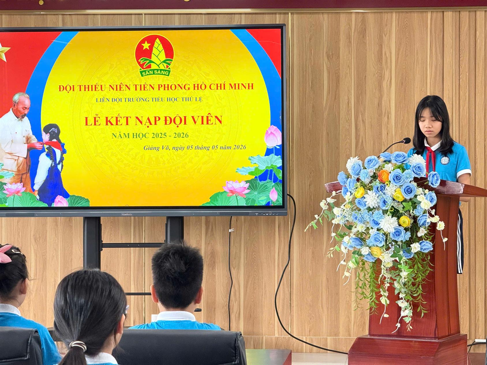 Liên đội trường Tiểu học Thủ Lệ tổ chức thành công Lễ Kết nạp Đội viên mới đợt III năm học 2025 – 2026