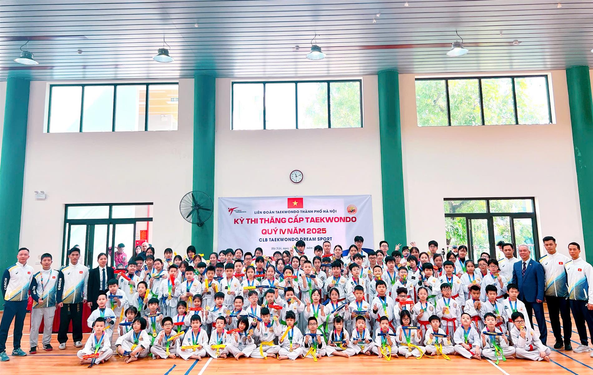 🥋Câu lạc bộ Võ Taekwondo - nơi rèn luyện bản lĩnh và sự tự tin cho học sinh trường tiểu học Thủ Lệ🥋